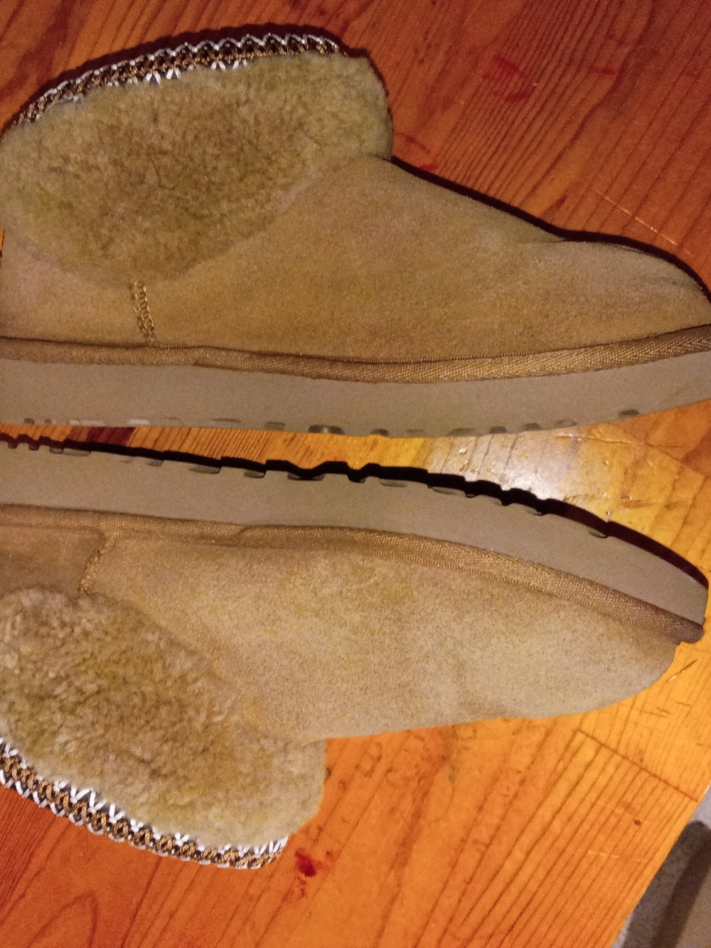 UGG Women's Chestnut Suede Shearling Ankle Booties NWOT